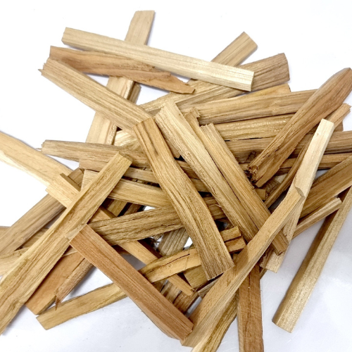 Dried Teak heartwood 100g. Tectona grandis