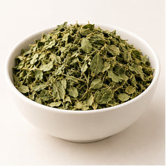 Dried Moringa Oleifera Leaf 100g. product image