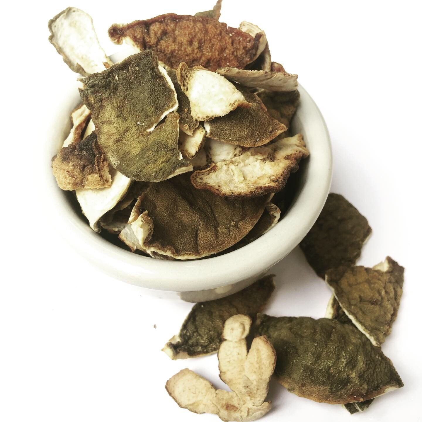 Dried Kaffir lime Peel Skin | Ability to promote oral health, detoxify ...