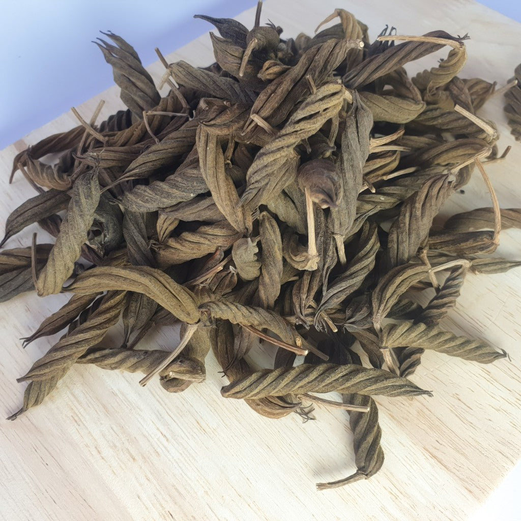 Dried East Indian Screw Tree 100g.
